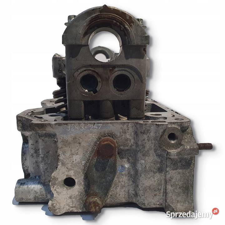 GŁOWICA CYLINDRÓW Mercedes W245 15 17 8V osobowe Chełm sprzedam