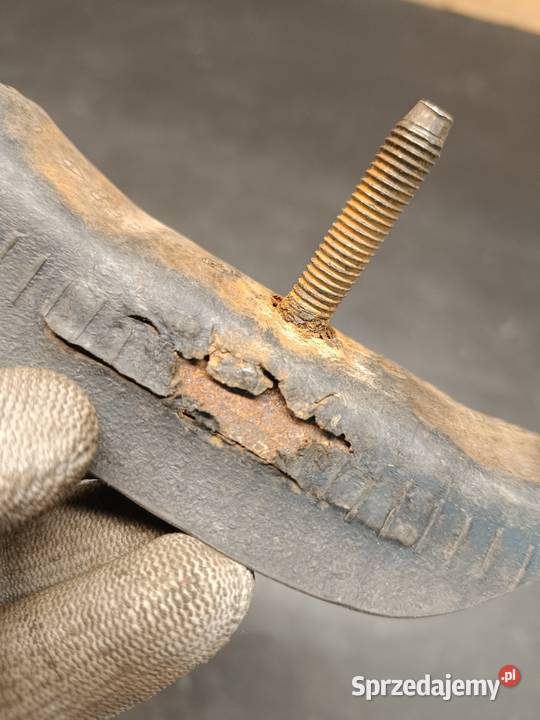 Trzymak opony felga 16 18 części cross enduro Gołaczewy