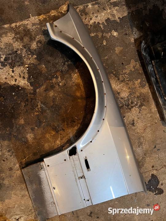 Poszerzone oryginalne błotniki przód BMW E36 osobowe Piasek