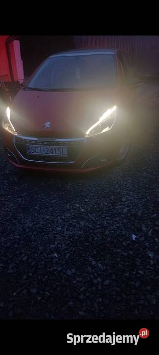 Peugeot 208 światła LED Zabłocie