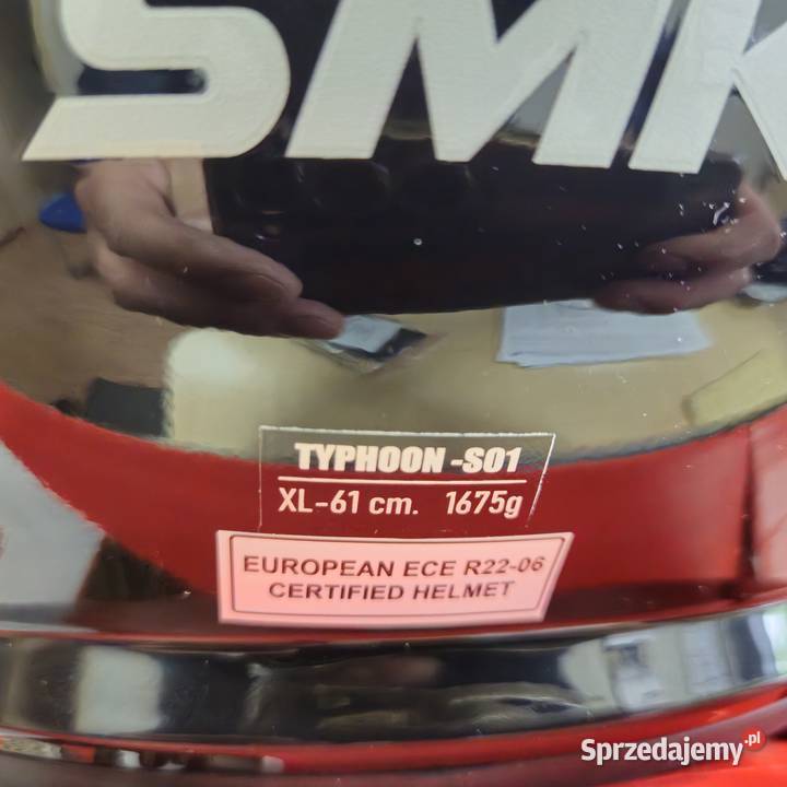 Kask motocyklowy integralny SMK Typhoon czarny sprzedam