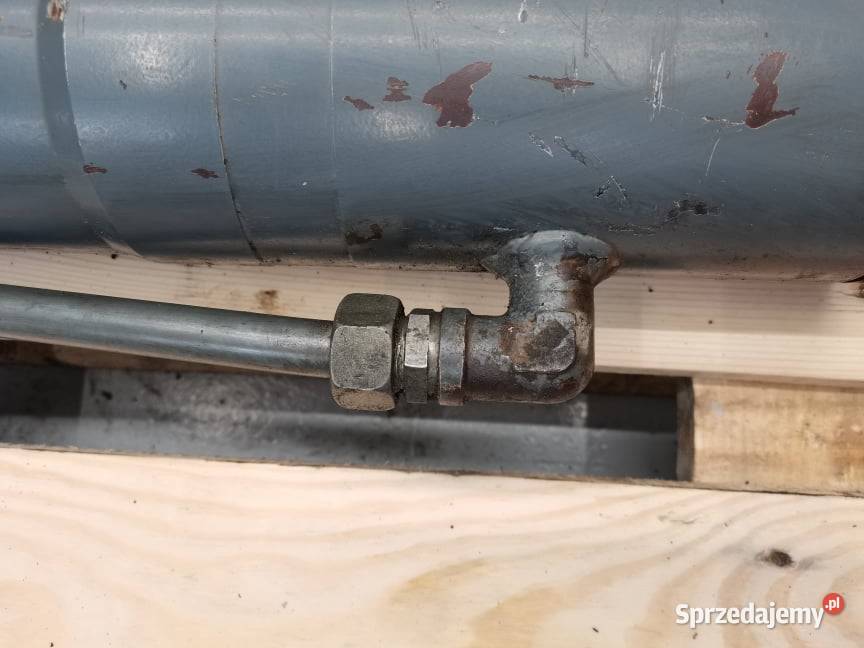 Neuson 6002 Siłownik wysięgnika Wilkowo
