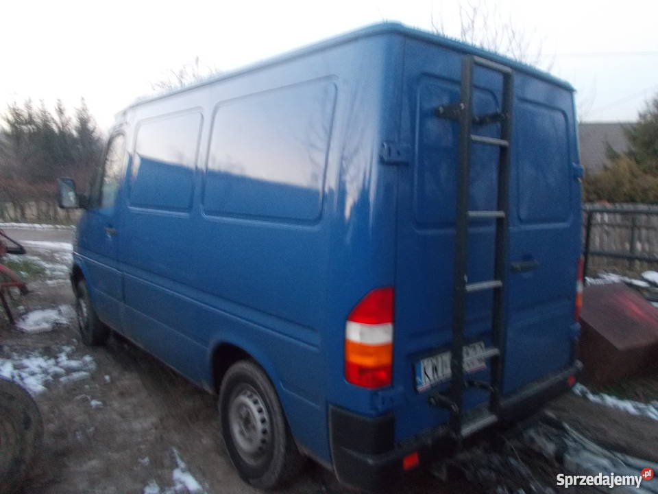 Mercedes Benz Sprinter 208 D bezwypadkowy Trąbki