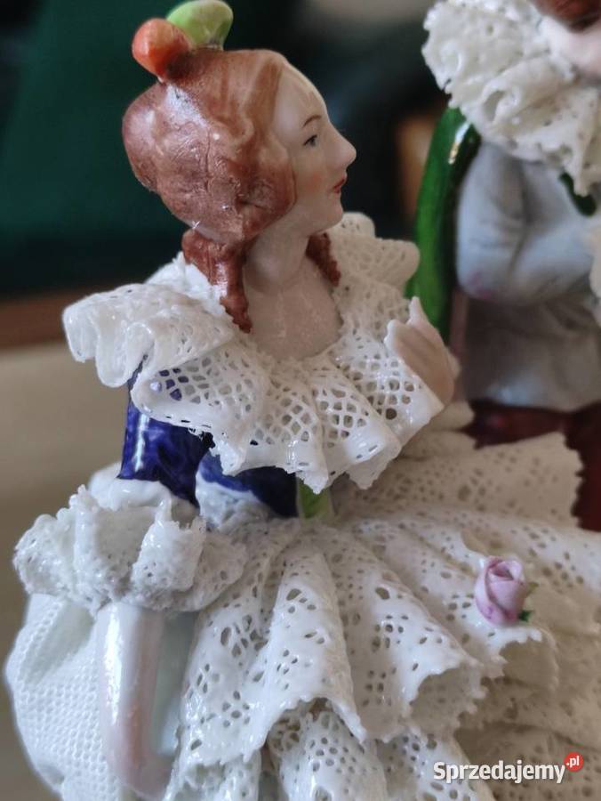 Porcelanowa antyczna figurka koronki Janów Lubelski sprzedam