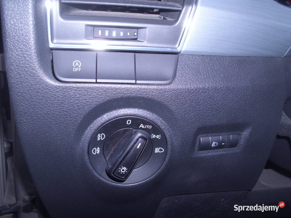 Skoda Fabia 10 MPI Active Rzeszów