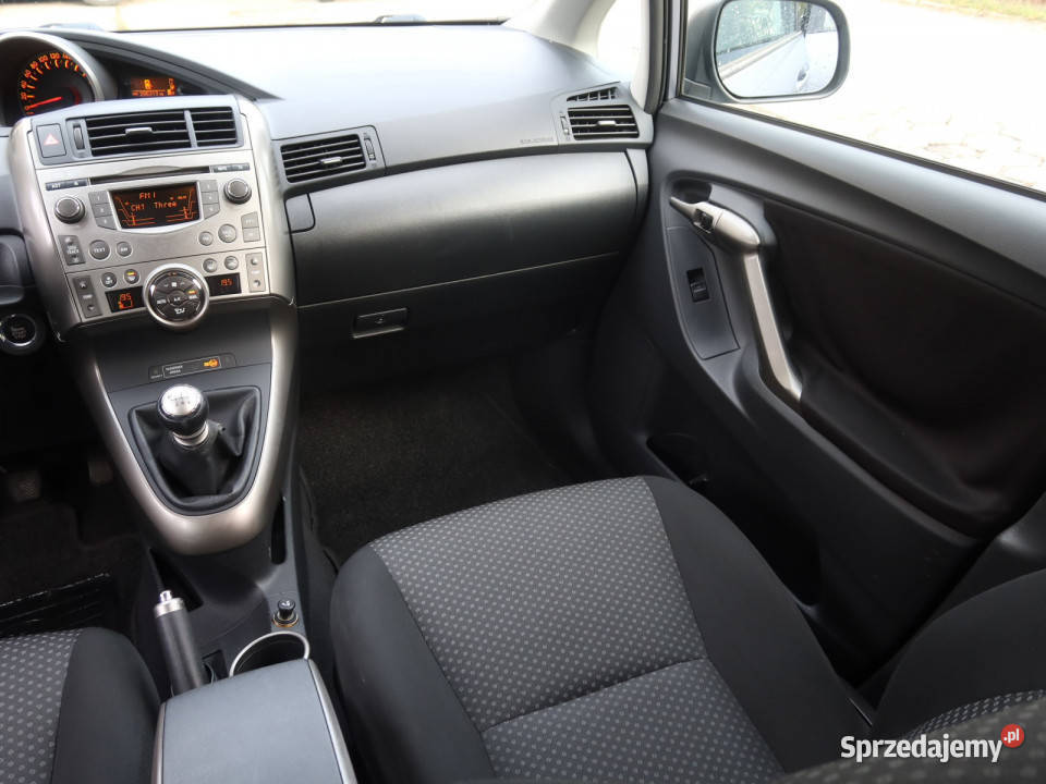 Toyota Verso 18 Valvematic sprzedam