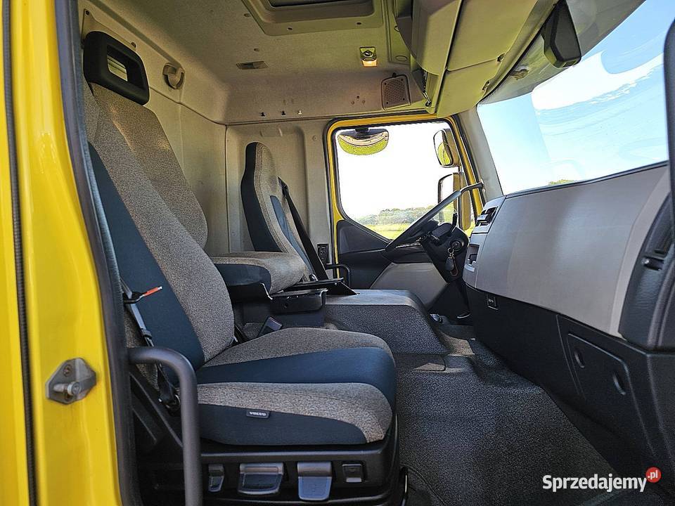 Volvo FE 25018 kontener 4x2 2018 Samochody ciężarowe pomorskie sprzedam