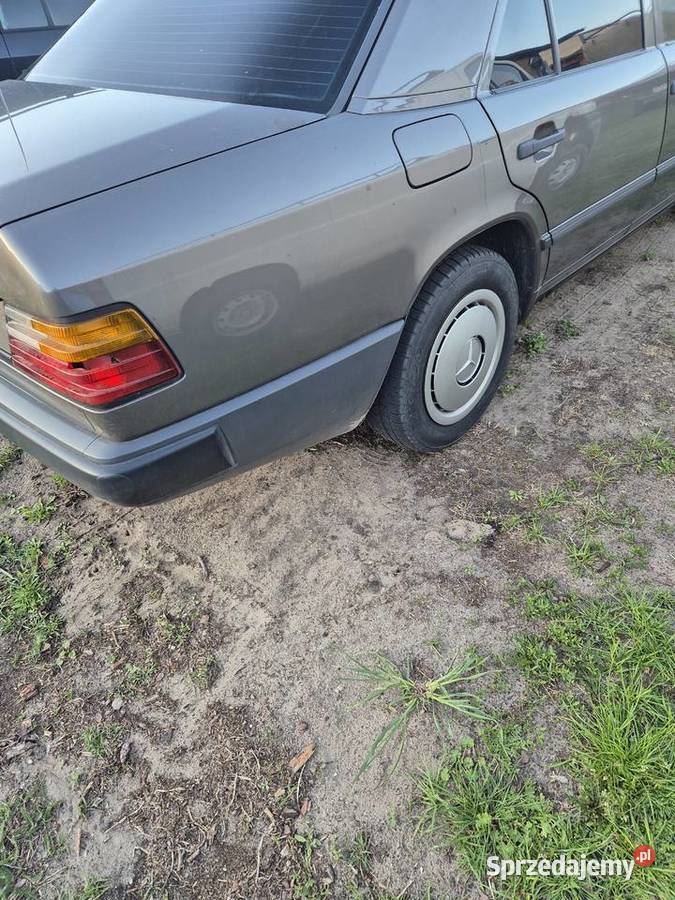 Mercedes w124 25 D Lelis