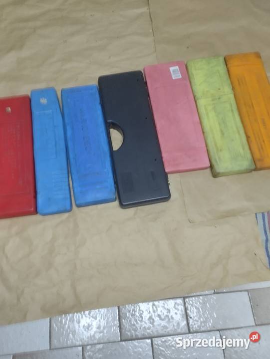 Trójkąty samochodowe