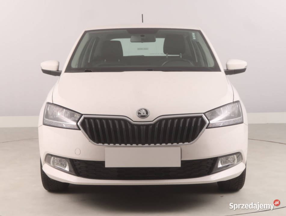Skoda Fabia 10 Samochody osobowe