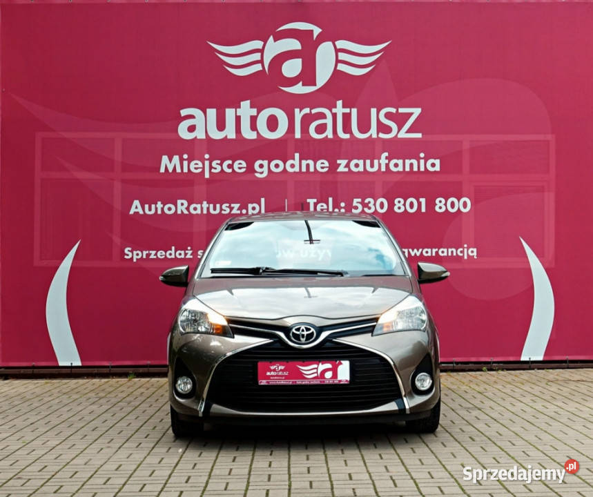 Toyota Yaris Prywatna Automat Salon III 20112019 wspomaganie kierownicy Samochody osobowe Warszawa
