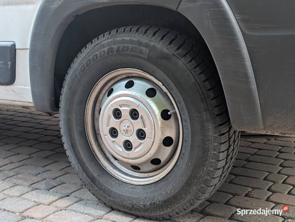 Peugeot Boxer 2013r przebieg 240 pod kampera zarejestrowany w Polsce Okole