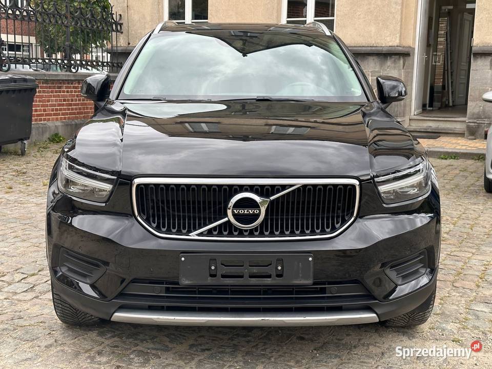 2019 Volvo XC40 15 T3 Momentum 1500cm3 Warszawa