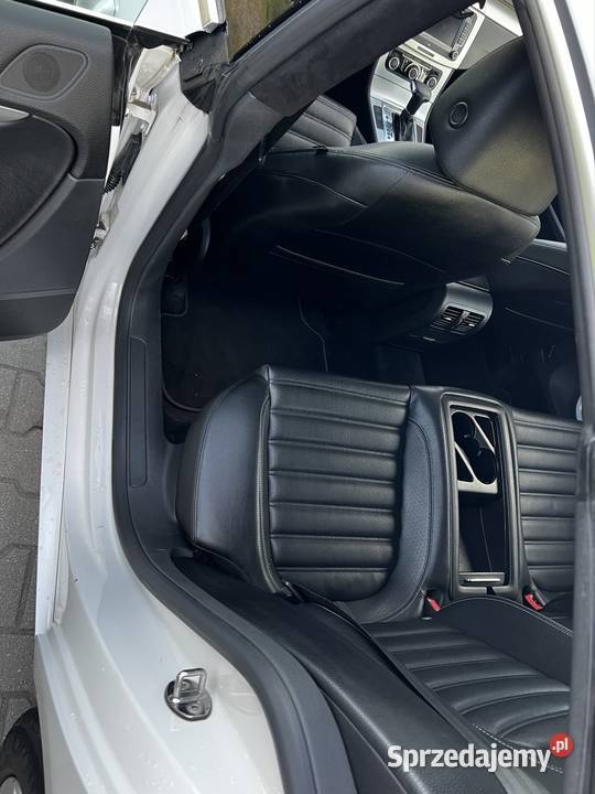 VW Passat CC Sport 20 TFSI 200 DSG Czarna biały Sulechów