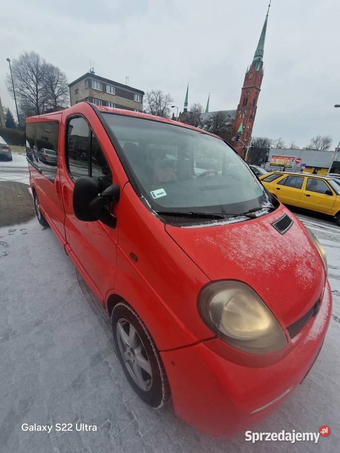 Opel vivaro 19 super stanie 9osobowy
