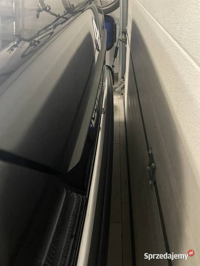 Górna listwa blenda pokrywy klapy bagażnika Bydgoszcz