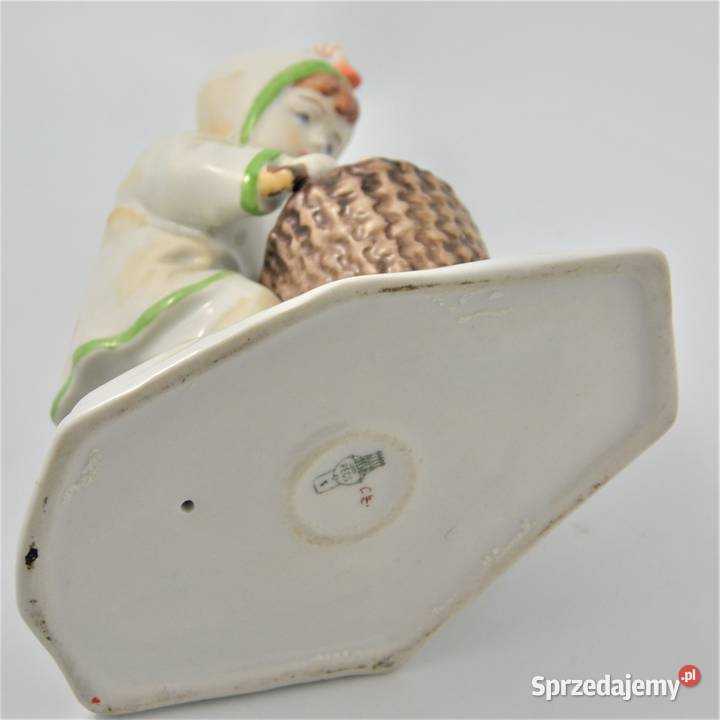 Dziecko z koszem drewna art deco Sinkó Zsolnay Warszawa