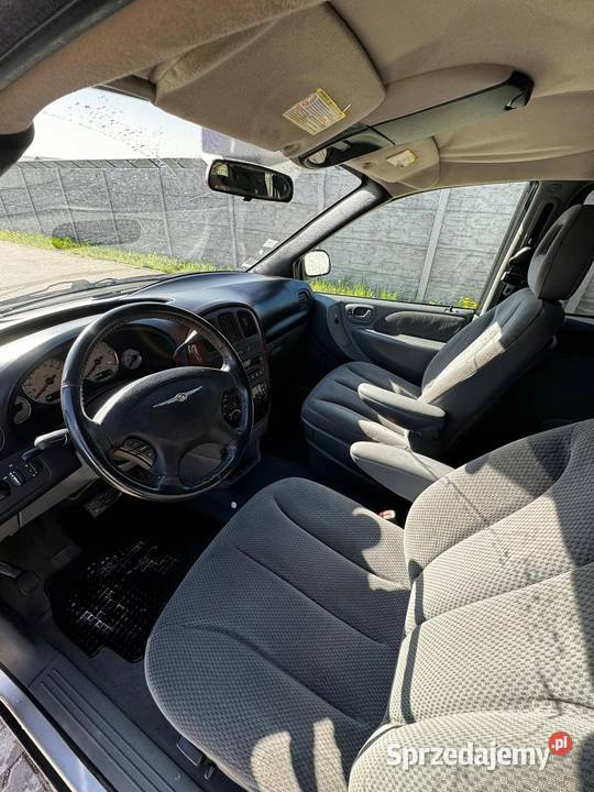 Chrysler Voyager 28 CRDi 150 2007r 7 osobowy Dobroszyce
