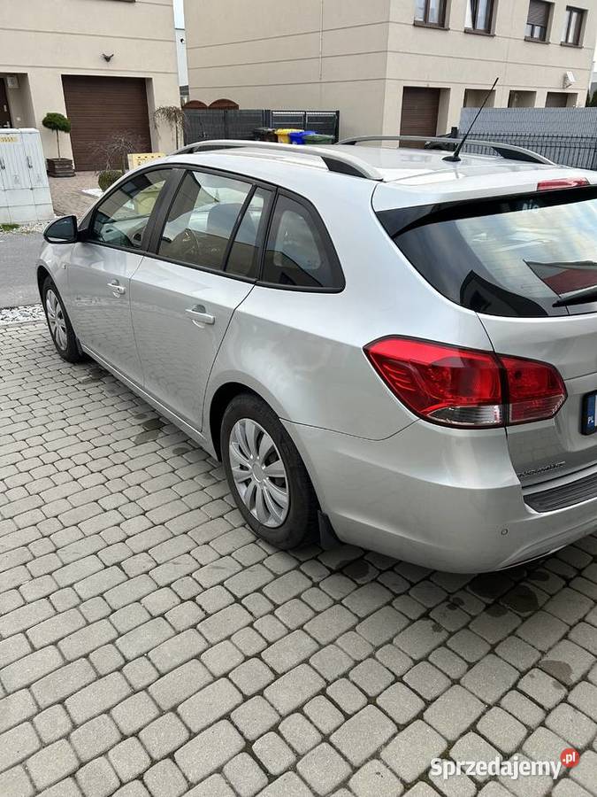 Chevrolet Cruze kombi 16 LPG Brzeg