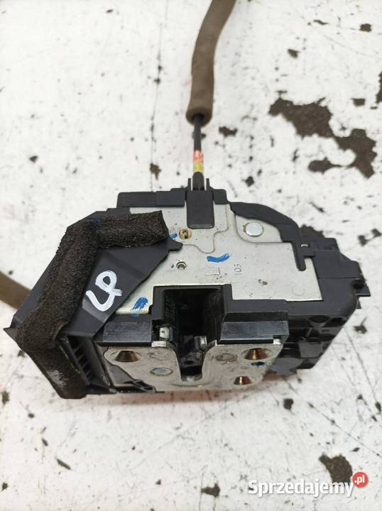 ZAMEK DRZWI LEWY PRZÓD Renault Kadjar I 2015