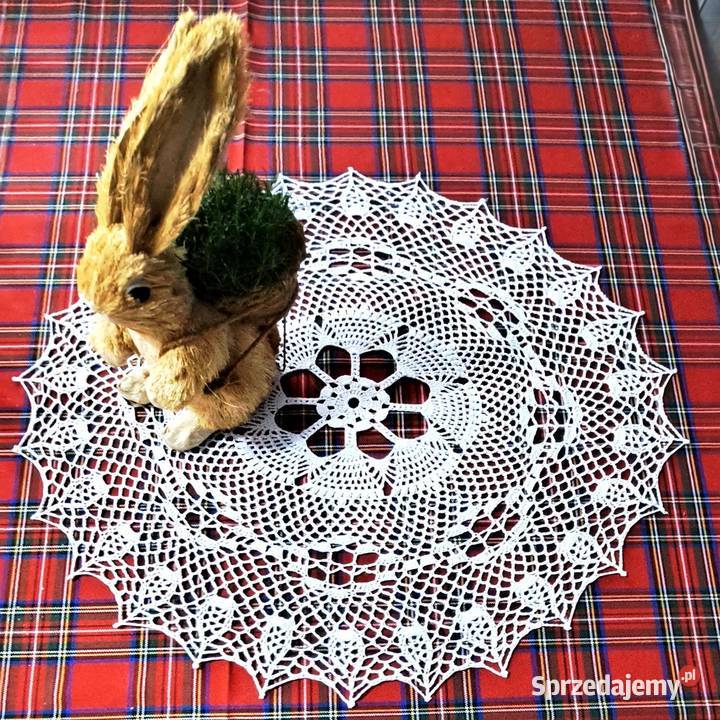 Serwetka na szydełku Wielkanocna rękodzieło