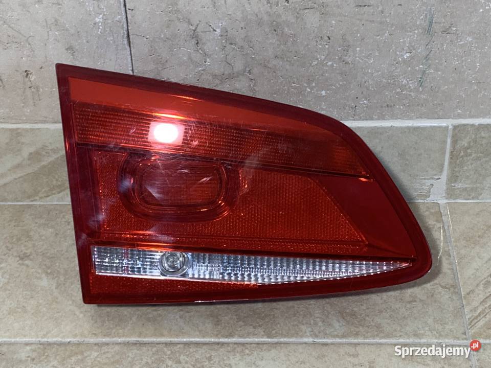 Lampa tylnej klapy lewa Volkswagen Passat B7 małopolskie Barwałd Dolny