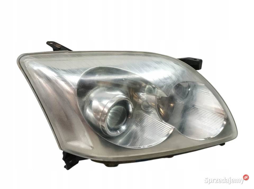 LAMPA PRZÓD PRAWA Toyota Avensis II 20032009 świętokrzyskie sprzedam
