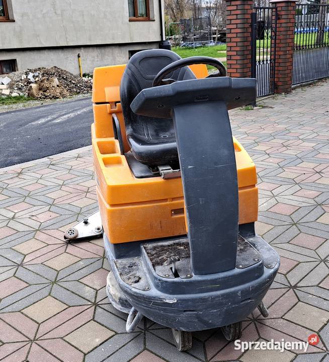 Taski Swingo 4000 Samojezdna maszyna Bielsko-Biała