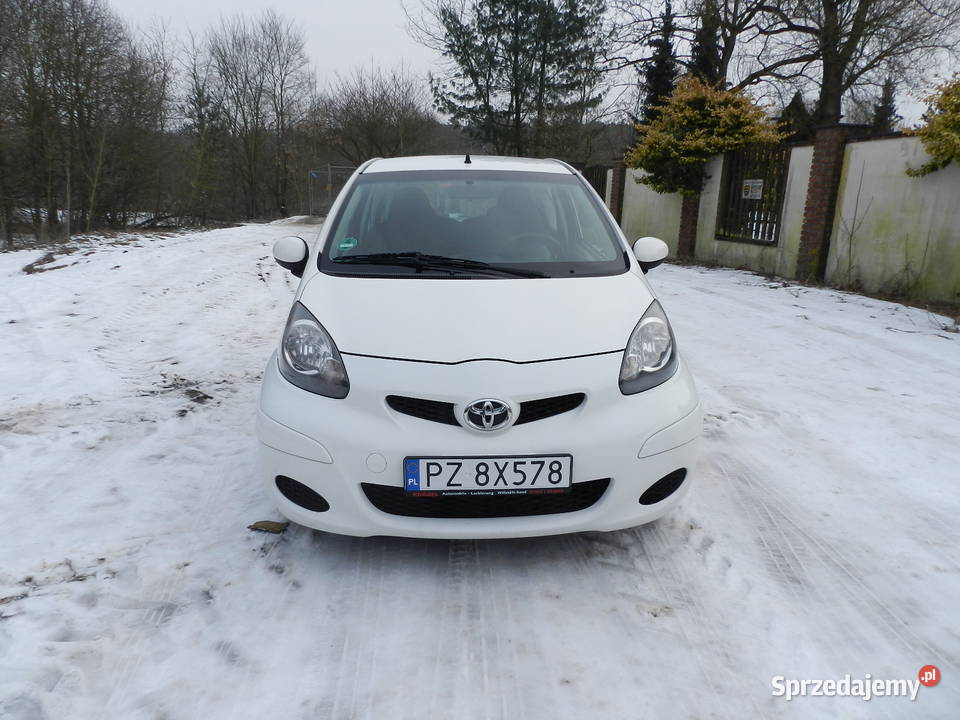 Toyota Aygo I mała tania niezawodna BEZ RDZY immobilizer Puszczykowo