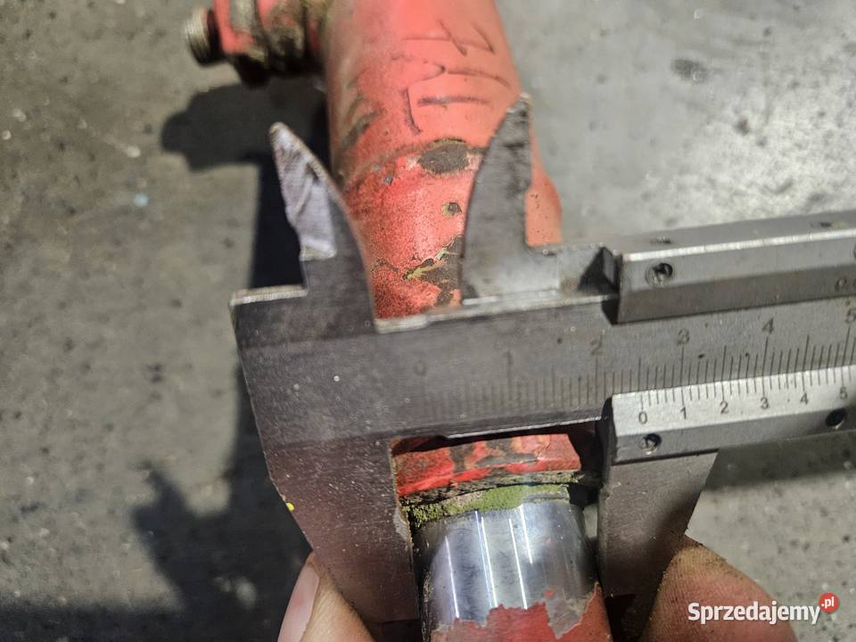 Siłownik Siłowniki Przyczepa Mengele Garant LW