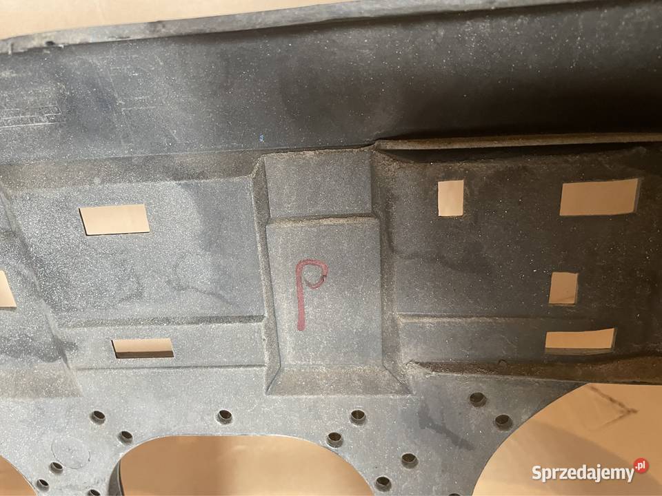 Ślizg mocowanie zderzaka prawy tył 8223258 bmw 7 zachodniopomorskie Szczecin