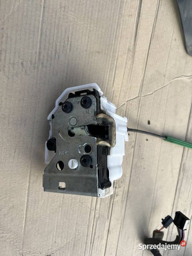 Fiat Tipo Hatchback Szyby Usczelkadrzwi Zamek Sanok sprzedam