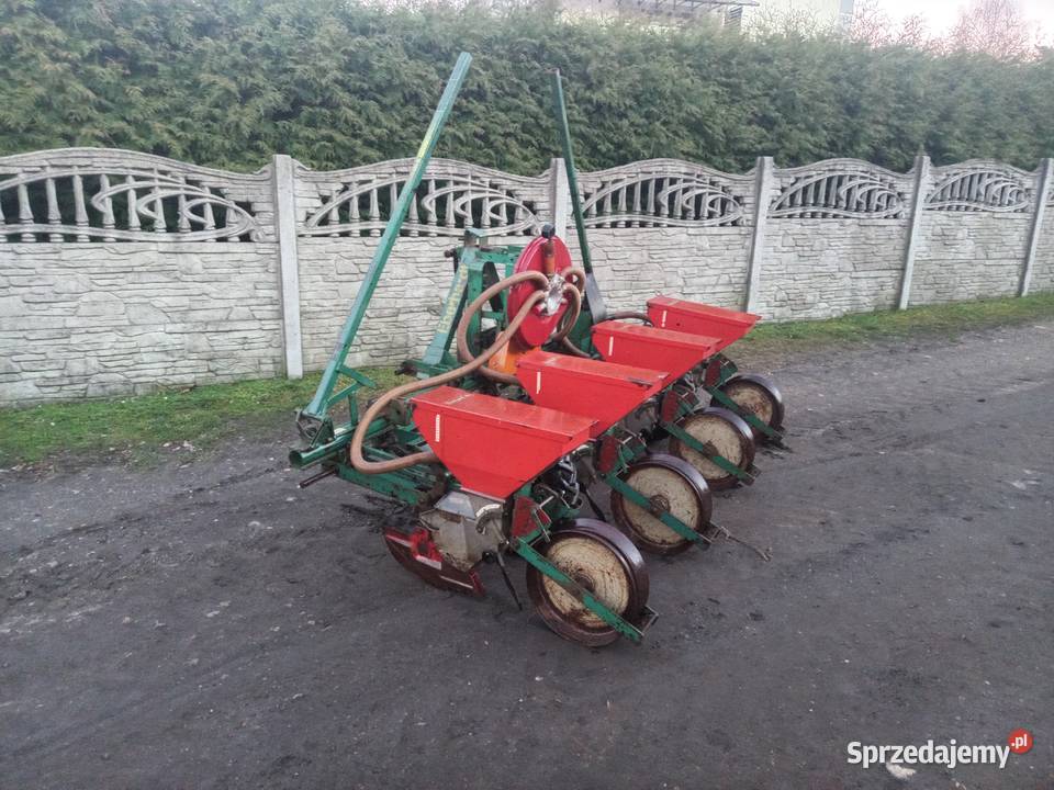 Siewnik do kukurydzy 4rzędowy Siewniki i sadzarki Tychy