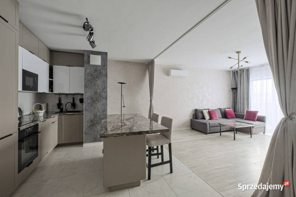 Jasne mieszkanie z dużym tarasem Nowe