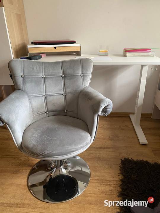 FOTEL HR804CN TAPICEROWANY WELUREM Z OZDOBNYMI Wrocław sprzedam