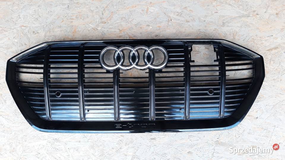 AUDI ETRON 4KE GRILL ATRAPA ZDERZAKA PRZÓD Zatom Stary