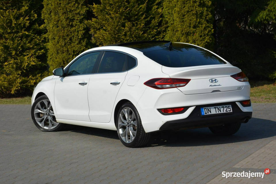 Hyundai i30 Fastback Premium Navi Kamera Ostrów Mazowiecka sprzedam