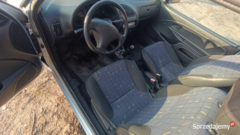 sprzedam zamienię Citroen SAXO benzynaLPG centralny zamek Warszawa