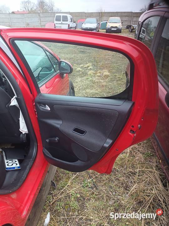 Drzwi prawy tył peugeot 207