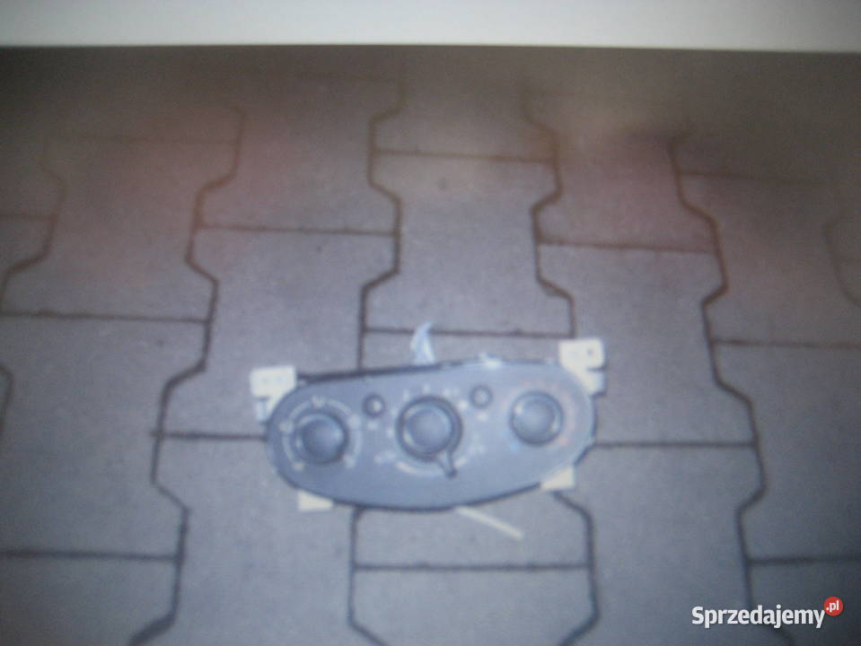 dacia duster lift 1317r panel nawiewu osobowe Rakoniewice