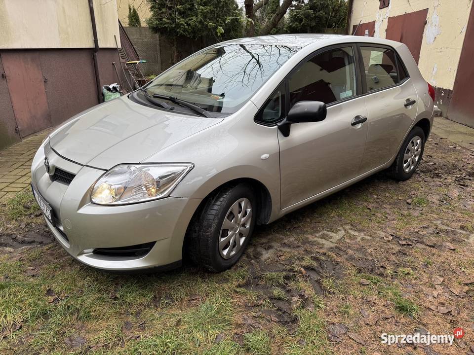 Toyota Auris 1330cm3 Sierpc