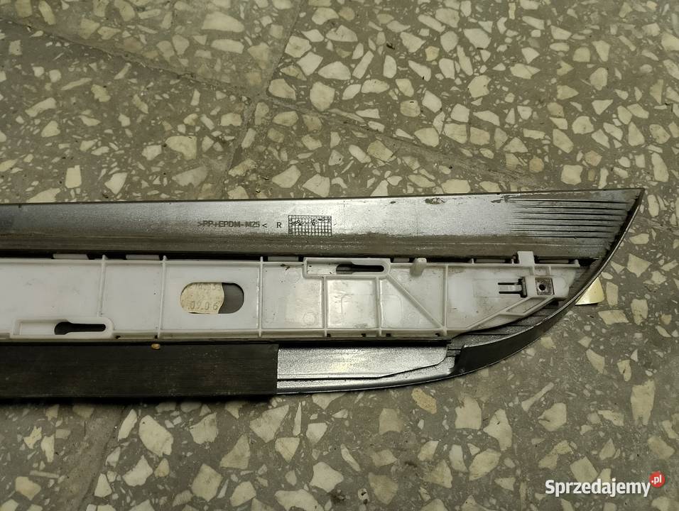 Listwa drzwi prawy tył Audi A6 C6 przedlift Nowy Sącz