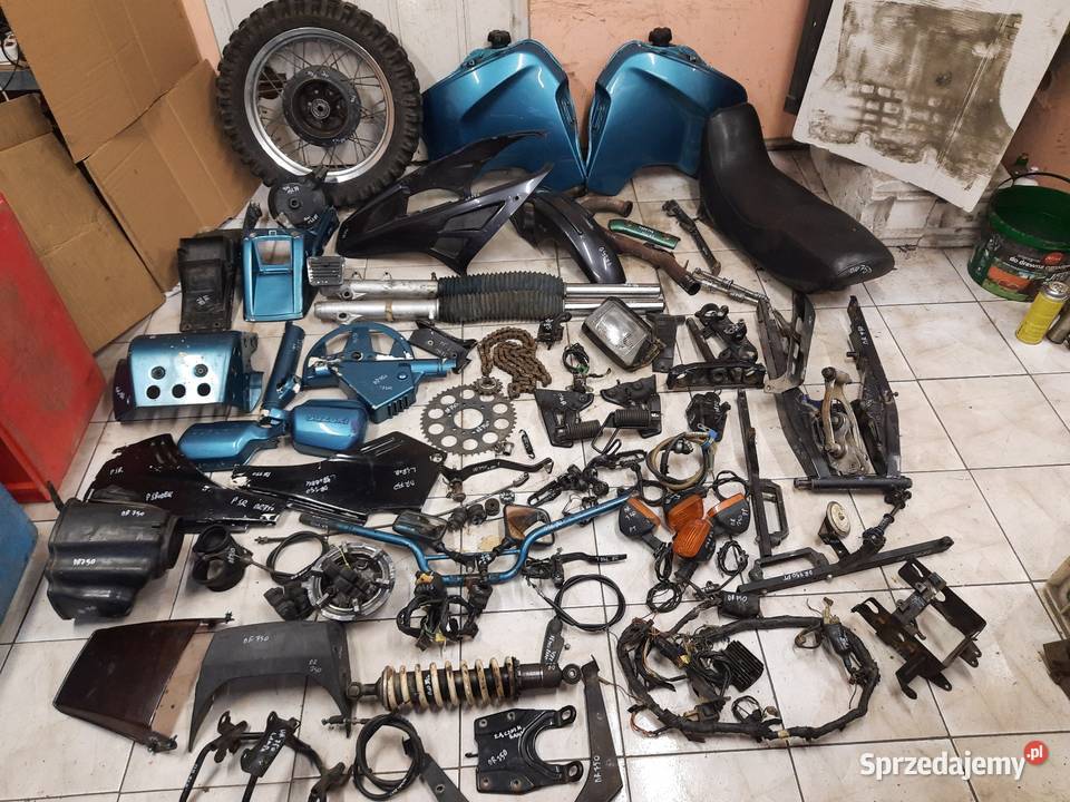 Suzuki DR 750 dr 800 części bak amor owiewka Jelenia Góra