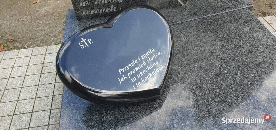 Czarne serce granitowe z podstawką granit szwed