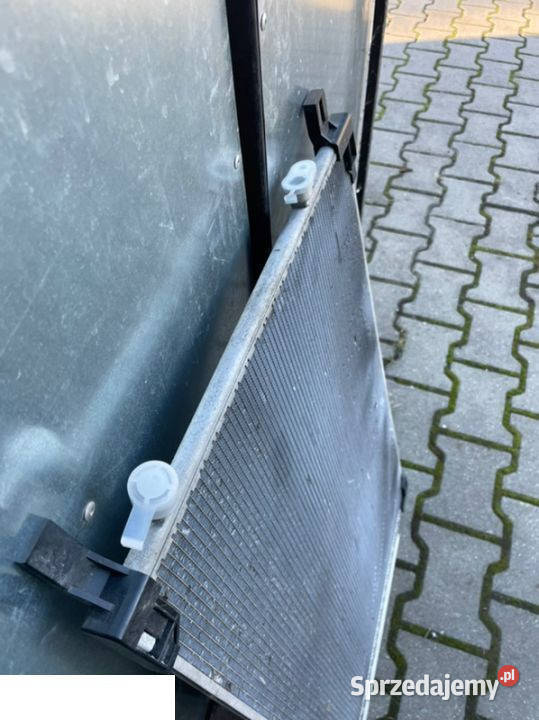Toyota Rav4 18 chłodnica klimatyzacji