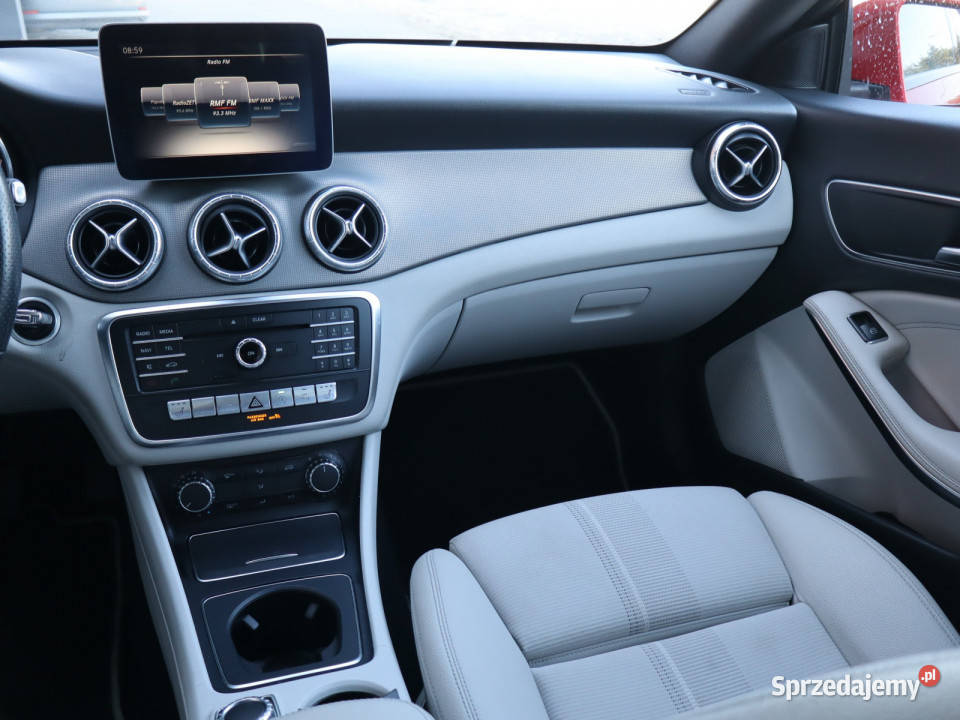 Mercedes CLA 200 isofix mazowieckie Piaseczno