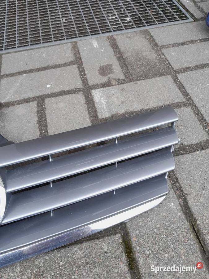 Mercedes W203 coupe grill A 2038800383 Gdańsk sprzedam