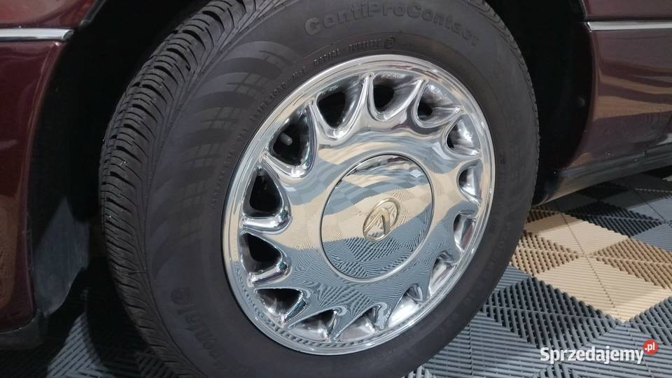 Lexus LS400 UCF10 1990 Przedlift z czerwonym Rok produkcji 1990