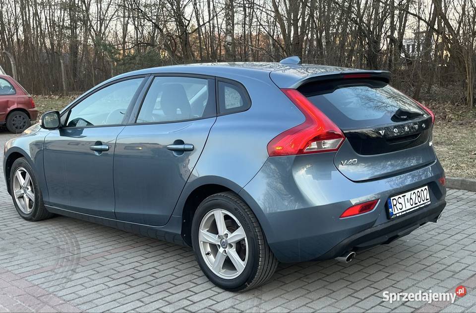 VOLVO V40 20D 5 cyl 150 lakier metallic Samochody osobowe Stalowa Wola sprzedam