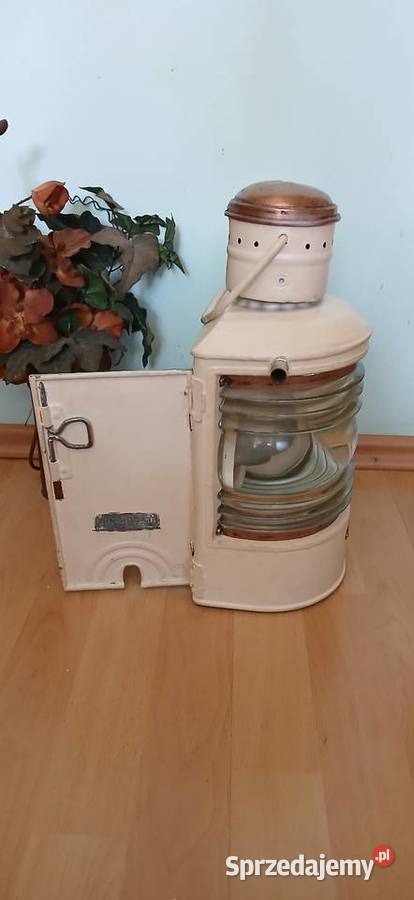 Stara morska lampa na nafte małopolskie Kraków